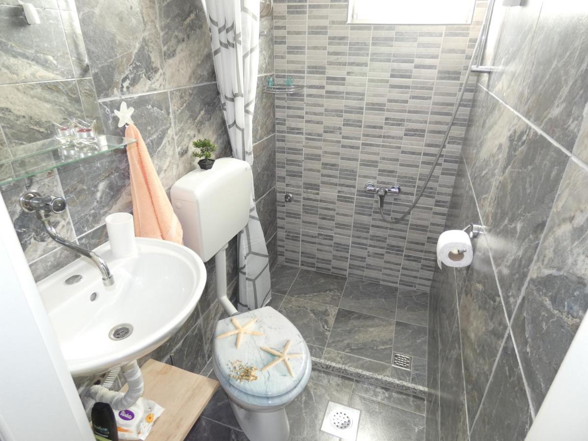 Holiday House Sia Jasenice  Exterior photo